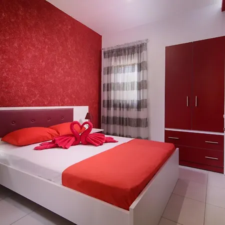 House Rousko * Sykia